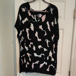 Torrid Sz 4 Super Soft Knit Dark Fantasy Tie Dye Top